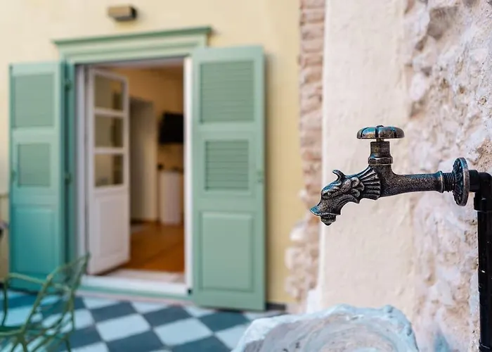 Dukakis * Нафплион